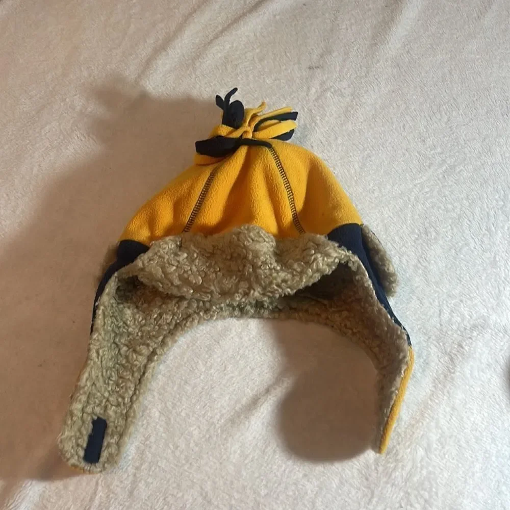 Kids Gap Sherpa lined winter hat